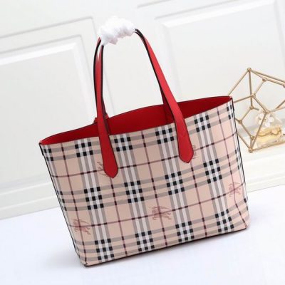 Burberry Reverse Double Leather Tote Bag WN8210