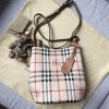 Burberry Banner Small Vintage Leather Bag SH-1581