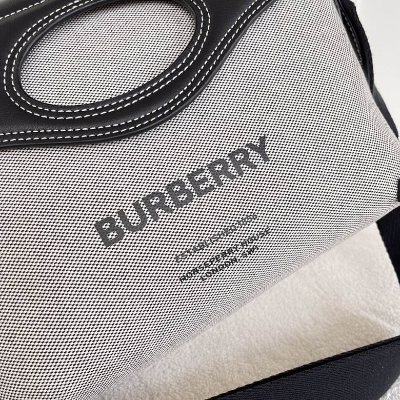 Burberry Pocket Small Tote Bag BO211223