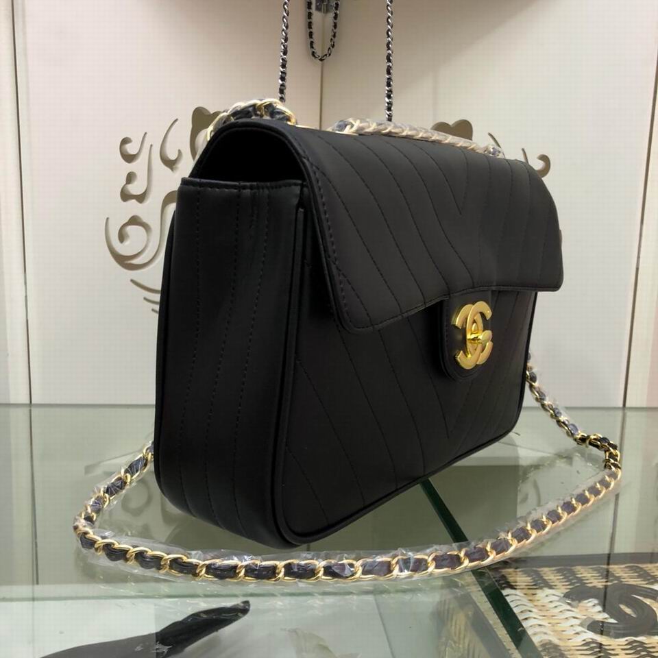 Chanel Maxi Classic Flap Bag WX19090