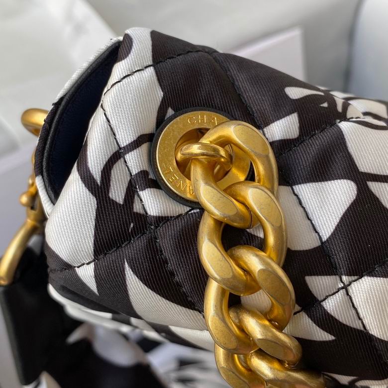 Chanel Mini Flap Sling Bag BPAS3004