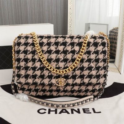 Chanel Tweed Maxi Wallet WO853
