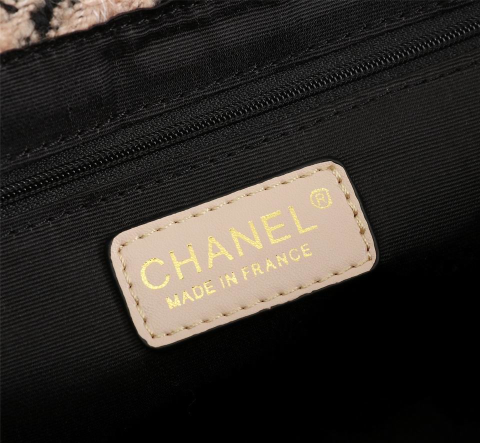 Chanel Tweed Maxi Wallet WO853