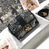 Dior Montaigne 30 Crossbody Bag AXM9203