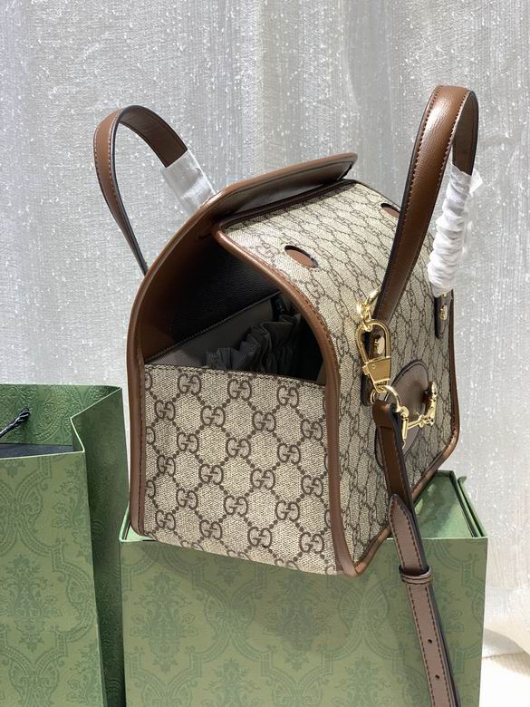 Gucci Box Handbag WD64545