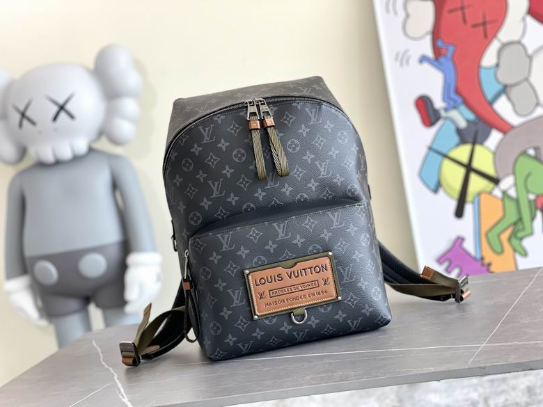 LV Discovery Eclipse Monogram Backpack AKM45218