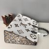 LV Jungle Onthego GM Tote Bag JWM446