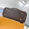 LV Montaigne Handbag AKM41056