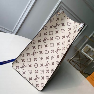 LV Ontthego Giant Monogram Tote Shoulder Bag CCYM445