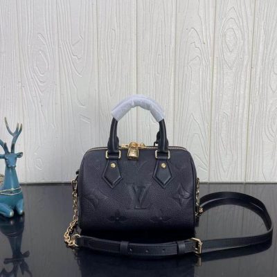 LV Speedy Bandouliere Handbag CYM589