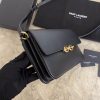 Le Maillon Medium Leather Shoulder Bag AM649795