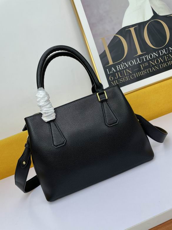 Prada Galleria Saffiano Medium Leather Bag WW5005