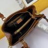 Prada Galleria Saffiano Medium Leather Bag WW5005