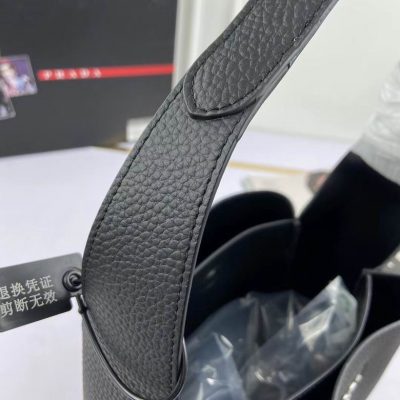 Prada Leather Shoulder Bag WW1BC127