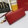 Valentino Chain Strap Handbag WW129