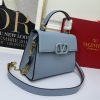 Valentino Chain Strap Handbag WW129
