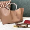 Valentino Garavani Medium Bag RT0099