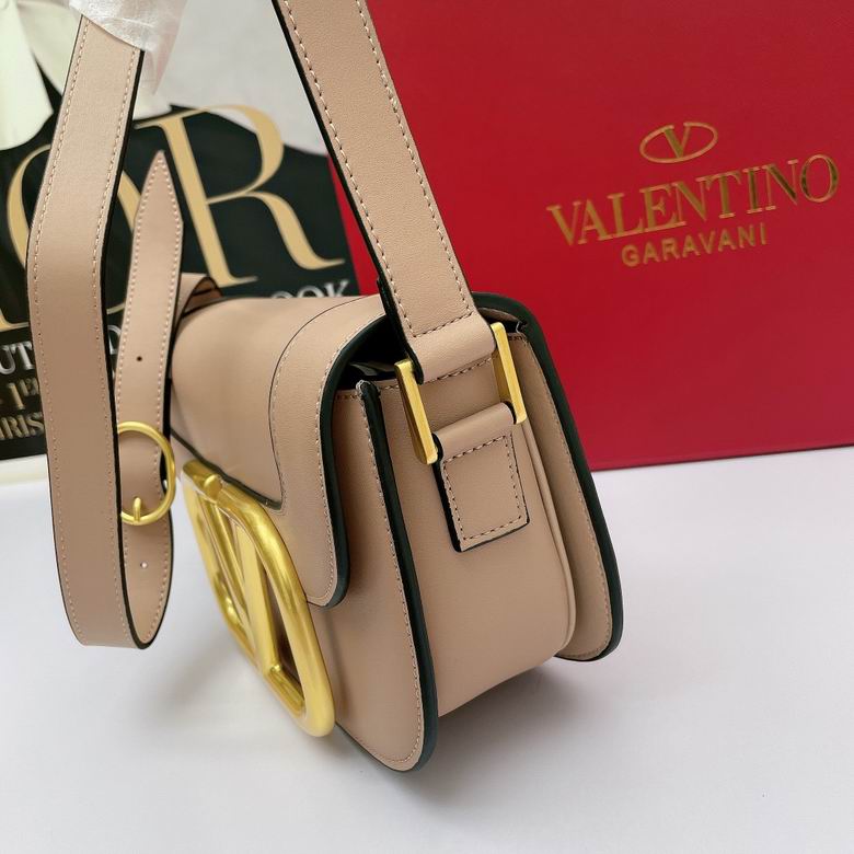 Valentino Supervee Smooth Leather Crossbody Bag WW221196